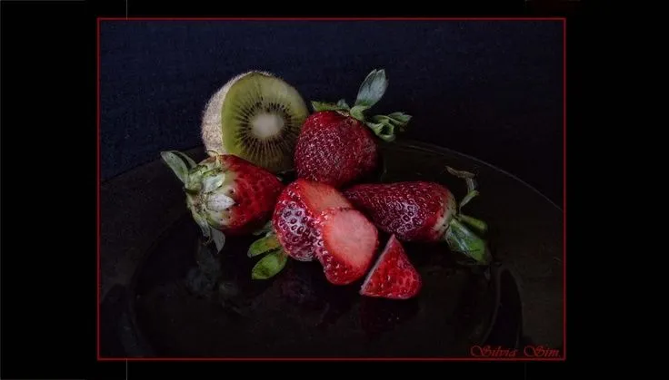 Fresas de Silvia Simonato. | Bodegones | Pinterest