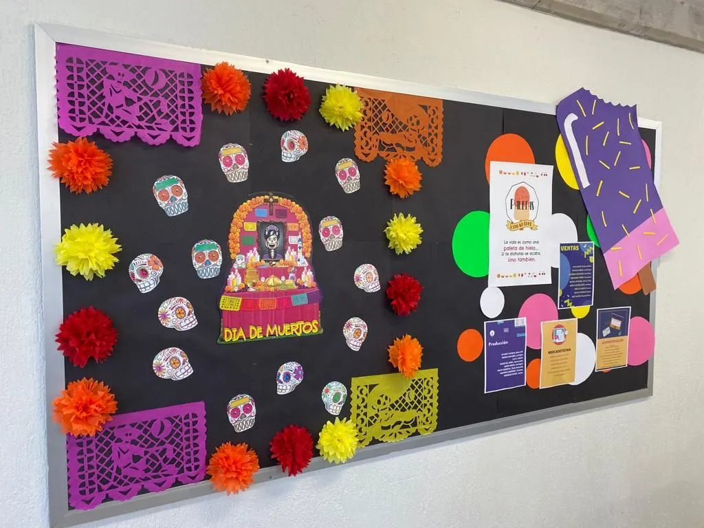 Friso Noviembre | Decoración de unas, Decoracion salones, Dia de muertos Friso Noviembre | Decoración de unas, Decoracion salones, Dia de muertos