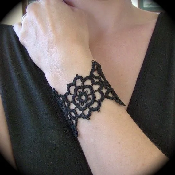 Frivolitando: Collares Frivolite