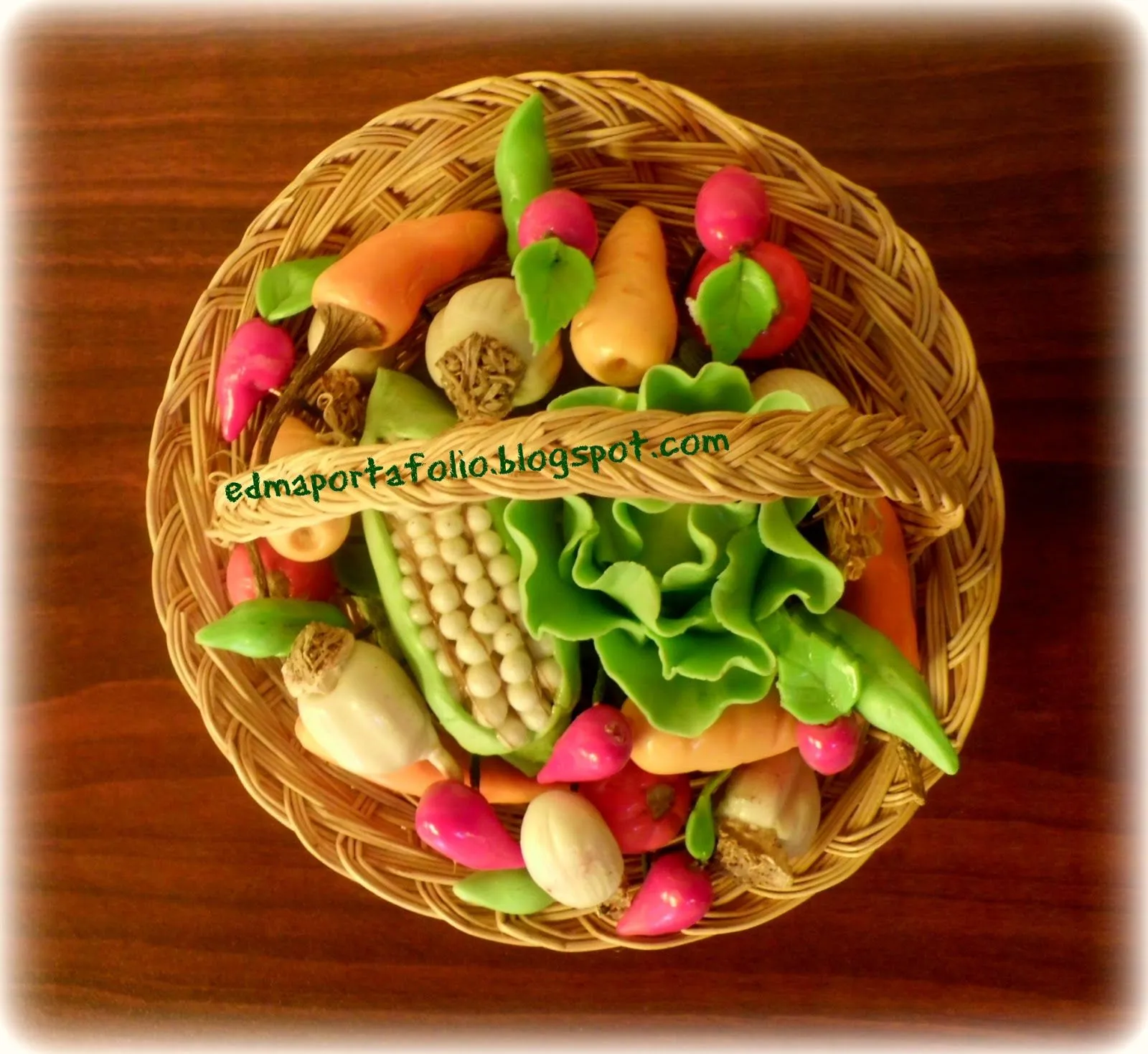 Frutas y verduras hechas en goma eva - Imagui