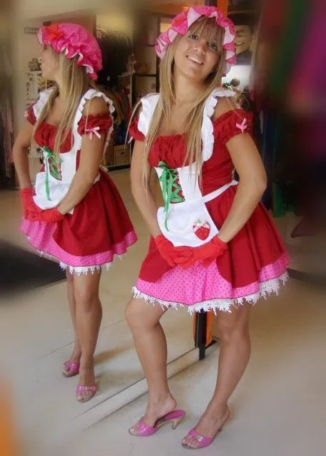 Frutillita - Disfraces Todo Disfraz - Alquiler y venta Frutillita - Disfraces Todo Disfraz - Alquiler y venta