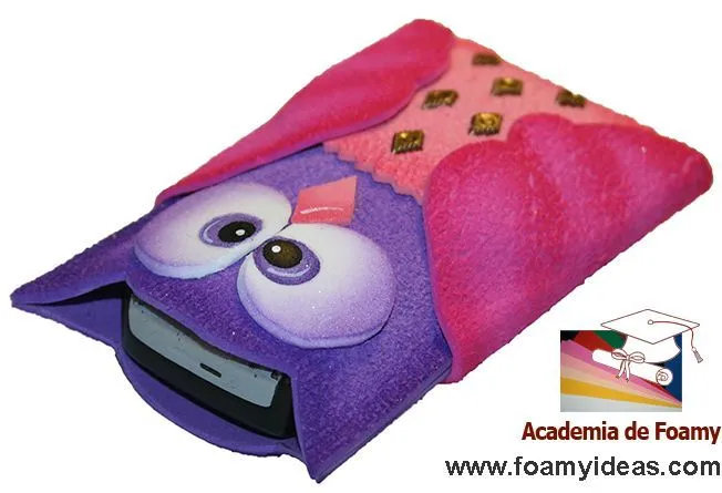 Mobile phone case. Made from foam EVA. Rorro o funda para celular ... Mobile phone case. Made from foam EVA. Rorro o funda para celular ...