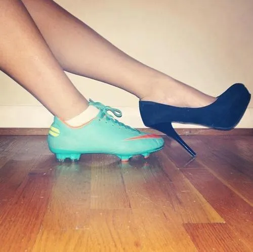 Fútbol en Tacones on Twitter: "No todas las princesas usan tacos ... Fútbol en Tacones on Twitter: "No todas las princesas usan tacos ...