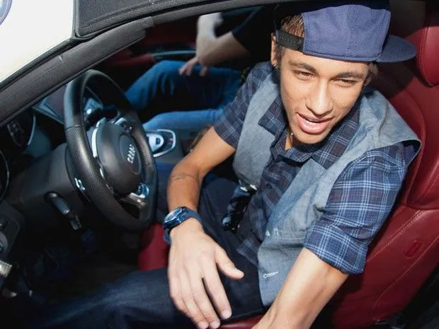 G1 - Carro que Neymar emprestou está a postos para ser usado pelo ... G1 - Carro que Neymar emprestou está a postos para ser usado pelo ...