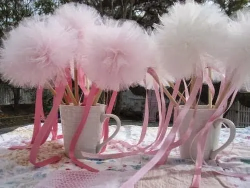 GALERA DEL SOL: Pompones de tul...Muy delicados para adornar! GALERA DEL SOL: Pompones de tul...Muy delicados para adornar!