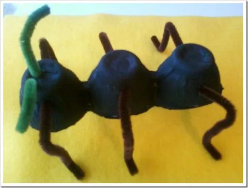 Gallinas hechas de fomi para niños - Imagui Gallinas hechas de fomi para niños - Imagui