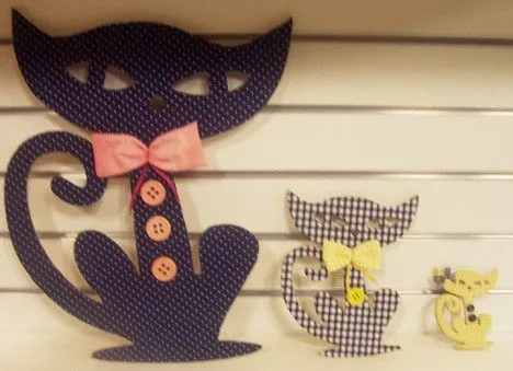 Gato em mdf com decoupage de tecido | Flickr - Photo Sharing! Gato em mdf com decoupage de tecido | Flickr - Photo Sharing!