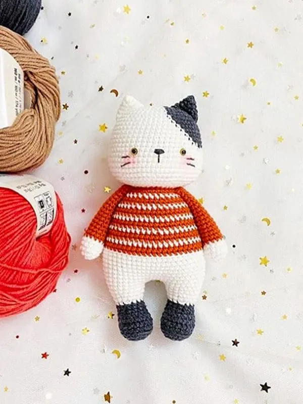 Gato de Navidad PDF Amigurumi Patrón Gratis - Lovelycraft Gato de Navidad PDF Amigurumi Patrón Gratis - Lovelycraft