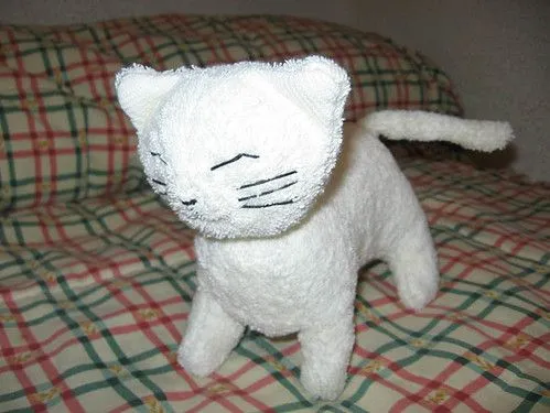 Cómo hacer un gato de peluche