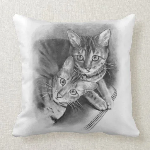 Dos gatos de Bengala: Dibujo de lápiz original del Cojines de Zazzle. Dos gatos de Bengala: Dibujo de lápiz original del Cojines de Zazzle.