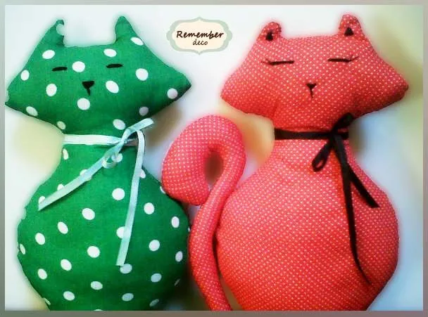 Gatos de tela - Imagui