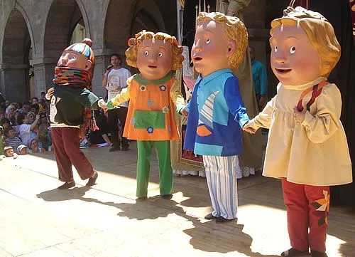 Va de gegants: classe dels capgrossos