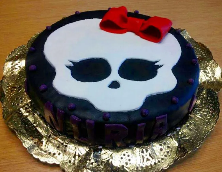 Tarta fondant de Monster High | LAS RECETAS DE LAFUENTE