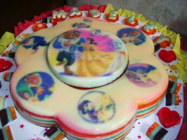 Gelatina decorada de las princesas - Imagui