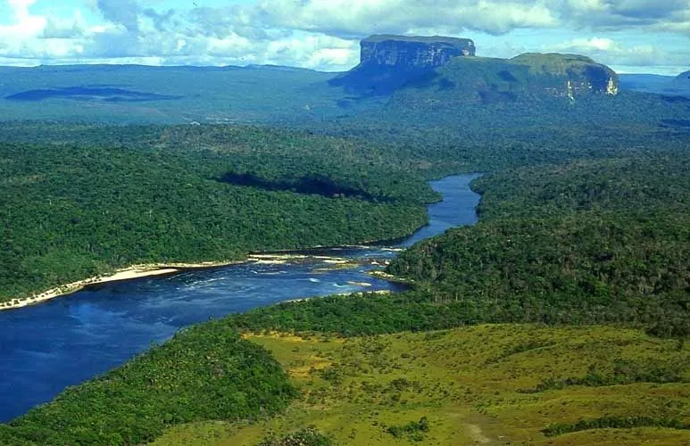 GEOGRAFÍA DE VENEZUELA 3ER AÑO: Paisajes geográficos de Venezuela GEOGRAFÍA DE VENEZUELA 3ER AÑO: Paisajes geográficos de Venezuela