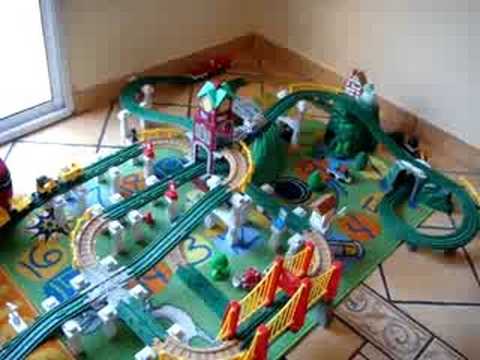 Geotrax Layout Triplets Argentina - YouTube