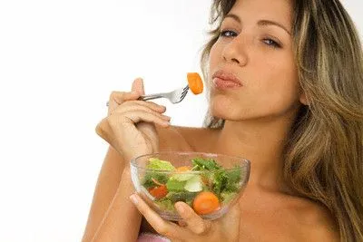 Una persona comiendo - Imagui