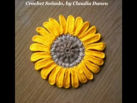GIRASOL (AL CROCHET) / (CROCHETED) SUNFLOWER - YouTube GIRASOL (AL CROCHET) / (CROCHETED) SUNFLOWER - YouTube