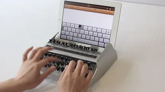 gm-itypewriter-arre.jpg