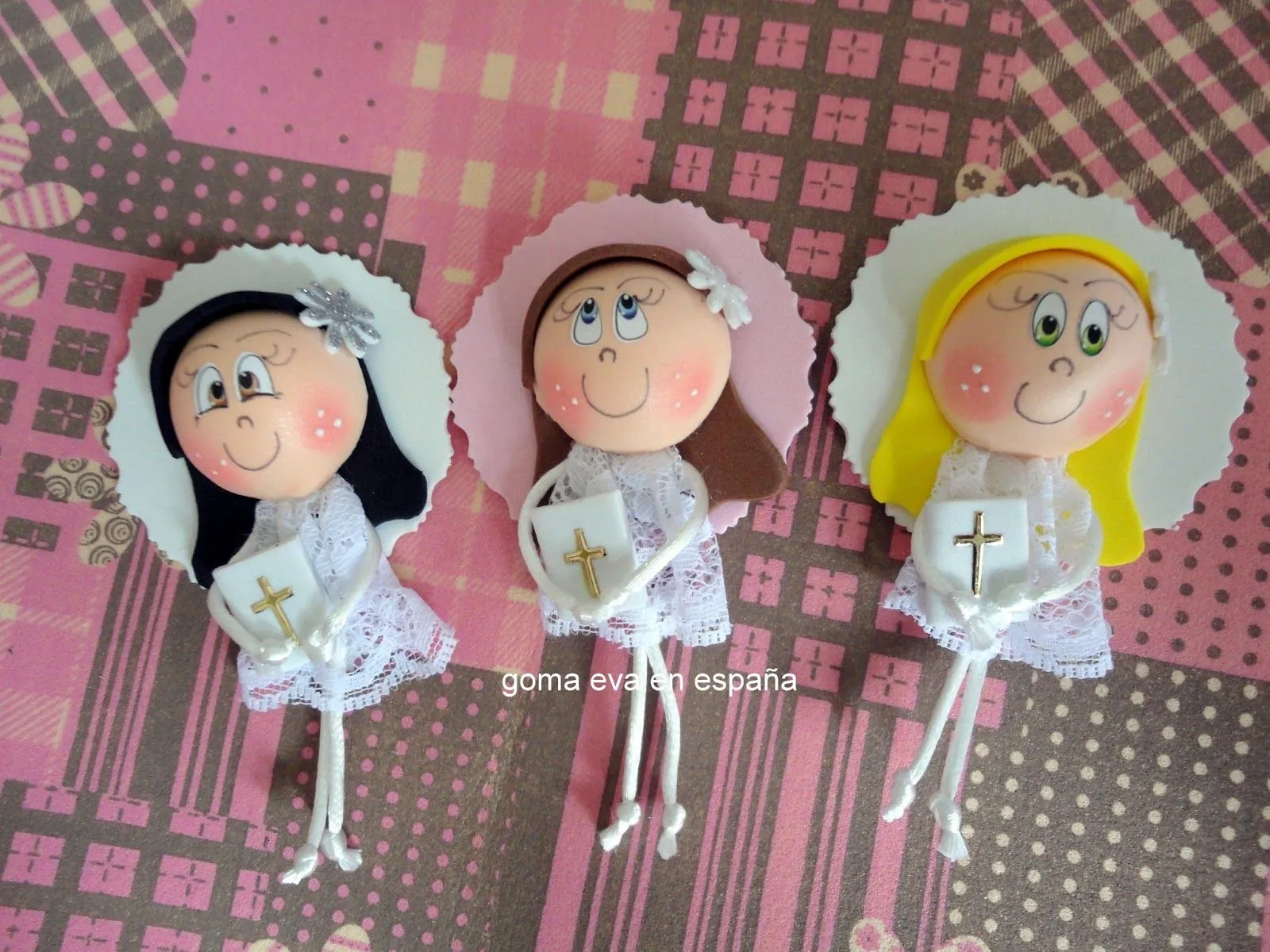 GOMA EVA EN ESPAÑA: Broches y Diademas para comunión GOMA EVA EN ESPAÑA: Broches y Diademas para comunión