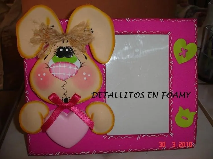 Goma eva on Pinterest | Manualidades, San Antonio and Ems