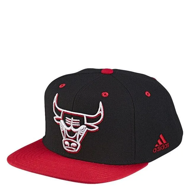 Gorra Chicago Bulls Adidas · Adidas · Deportes · El Corte Inglés Gorra Chicago Bulls Adidas · Adidas · Deportes · El Corte Inglés