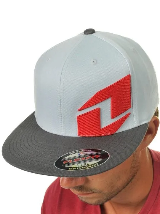 Gorra de visera plana - Imagui