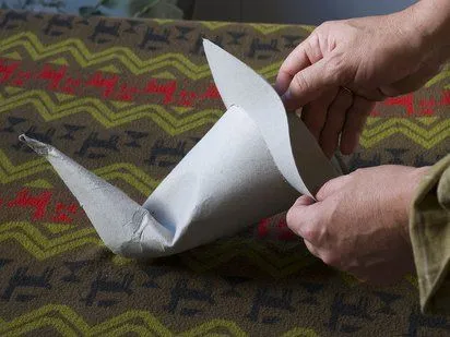 Gorro de bruja para Halloween | Aprender manualidades es facilisimo.