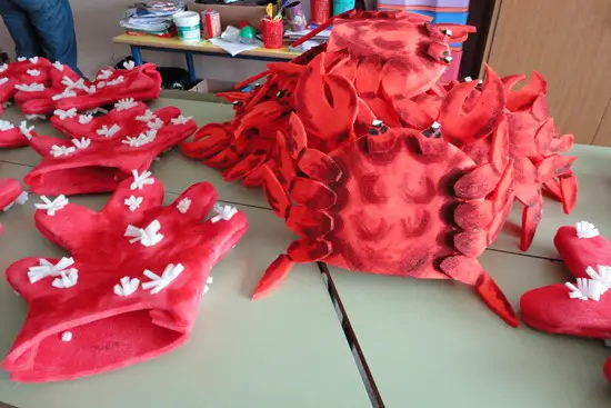 Gorro de Cangrejo | Manualidades InfantilesManualidades Infantiles Gorro de Cangrejo | Manualidades InfantilesManualidades Infantiles