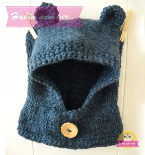 Gorro osito azul para niños y bebés. Tejido a mano con lana ...