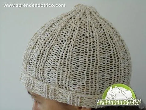 Gorro de Trico Bia - Aprendendo Tricô Manual - YouTube Gorro de Trico Bia - Aprendendo Tricô Manual - YouTube
