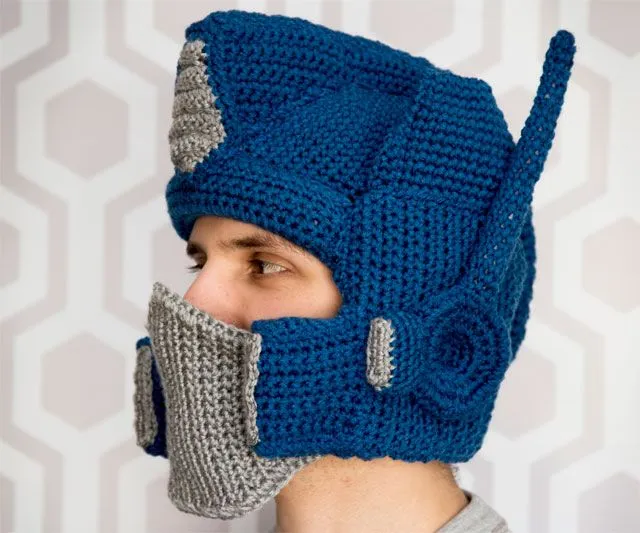 Gorro/Caso de Optimus Prime | La Guarida Geek Gorro/Caso de Optimus Prime | La Guarida Geek