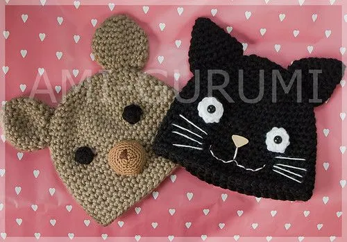 AMI-gurumi: Encargo: dos gorros muy animales AMI-gurumi: Encargo: dos gorros muy animales