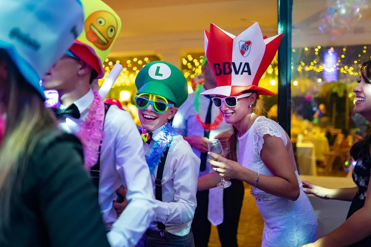 Gorros de cotillón: las mejores ideas para animar su fiesta de casamiento Gorros de cotillón: las mejores ideas para animar su fiesta de casamiento