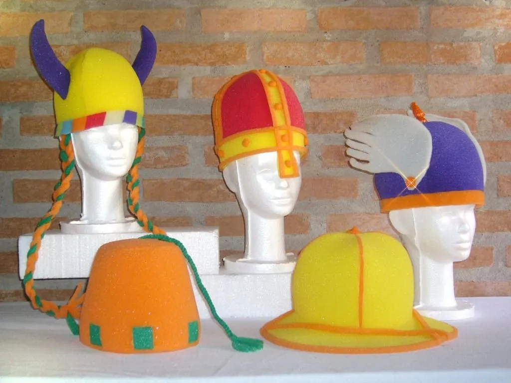 Gorros de goma espuma - Manualidades