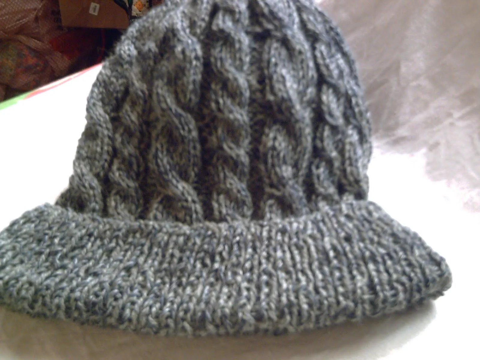 Gorros tejidos en aguja circular...o sea que no tienen costura! una ...