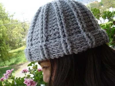 MANU-LANAS: GORRO AL CROCHET