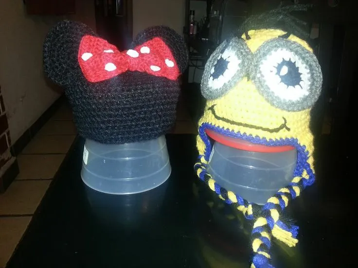 Gorros tejidos para niños https://www.facebook.com/Dtejidosamano ... Gorros tejidos para niños https://www.facebook.com/Dtejidosamano ...