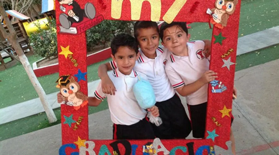 Graduación de la generación 2010-2013 de Preescolar | Yoliztli l ...