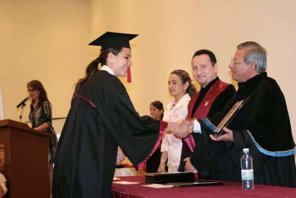 Graduación en UNIVA plantel Vallarta febrero 2009 | Sistema de ...