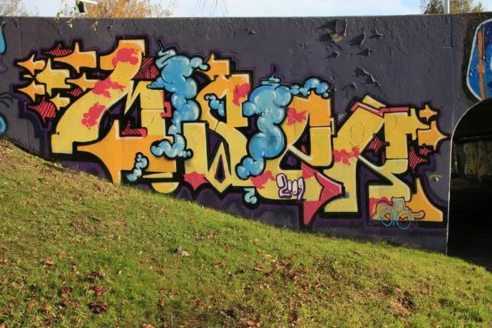 Graffiti Art. Eindhoven. - Comic 'n Art - News - FAT BMX Graffiti Art. Eindhoven. - Comic 'n Art - News - FAT BMX