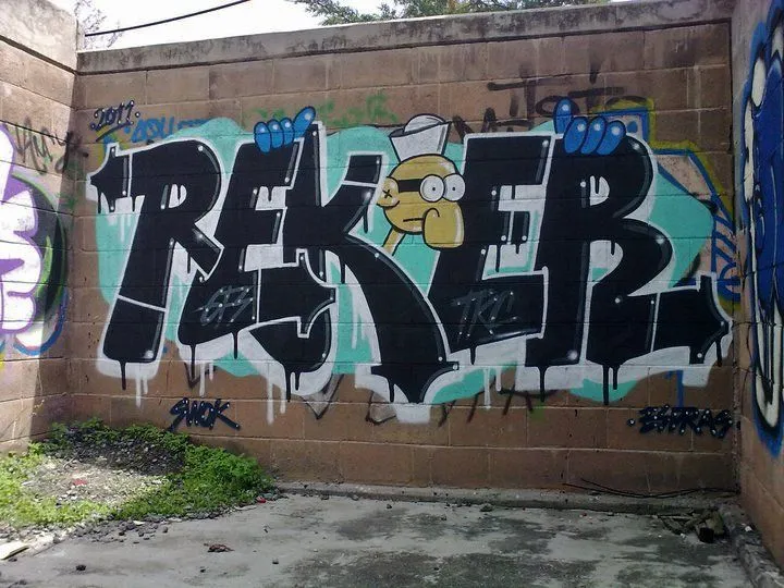 Graffiti: Ilegal Squad graffiti magazine | Febrero 2012 No 68