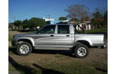 GRAPHICARQ: kit calcos Franja Toyota Hilux 1 GRAPHICARQ: kit calcos Franja Toyota Hilux 1