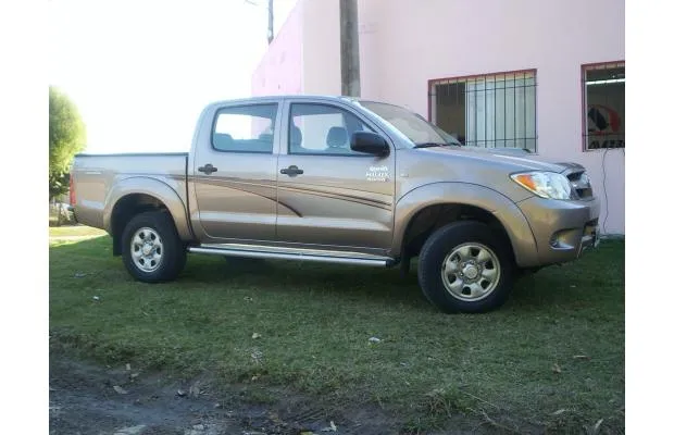 GRAPHICARQ: kit calcos Franja Toyota Hilux 1 GRAPHICARQ: kit calcos Franja Toyota Hilux 1