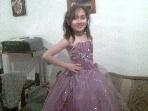 Imagen vestido de fiesta niña - grupos.