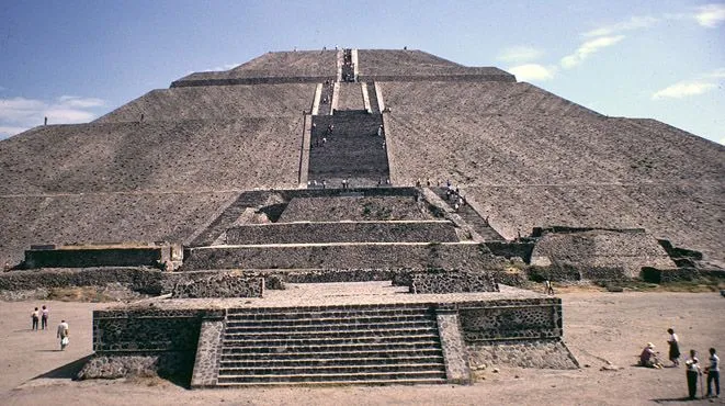 GRUPO LI PO: Hallan en la Pirámide del Sol en Teotihuacán (México ... GRUPO LI PO: Hallan en la Pirámide del Sol en Teotihuacán (México ...