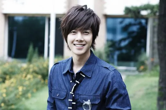 Grupos Asiaticos... mejor dicho los mas lindos OPPAS.!!: Kim Hyun ...