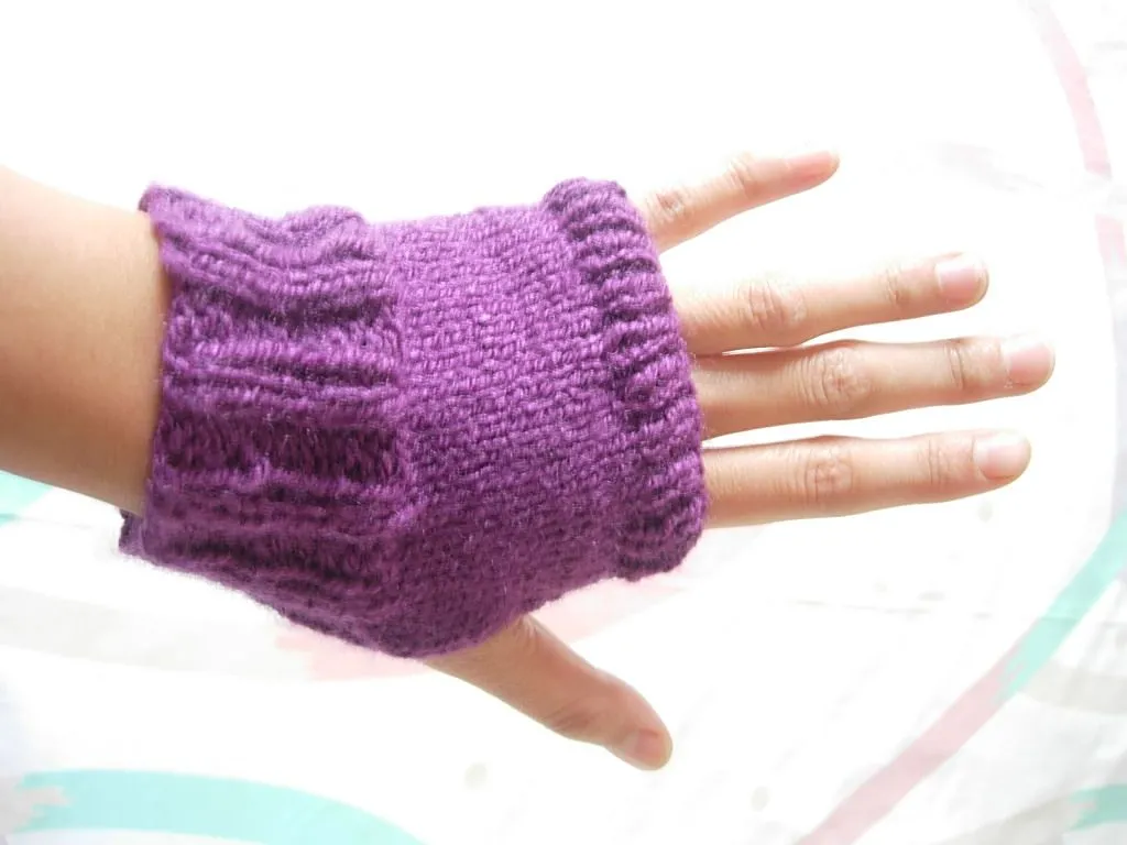 Como hacer guantes tejidos sin dedos - Imagui Como hacer guantes tejidos sin dedos - Imagui