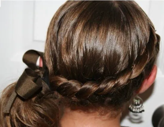 Peinados para niña faciles y bonitos con cintas - Imagui