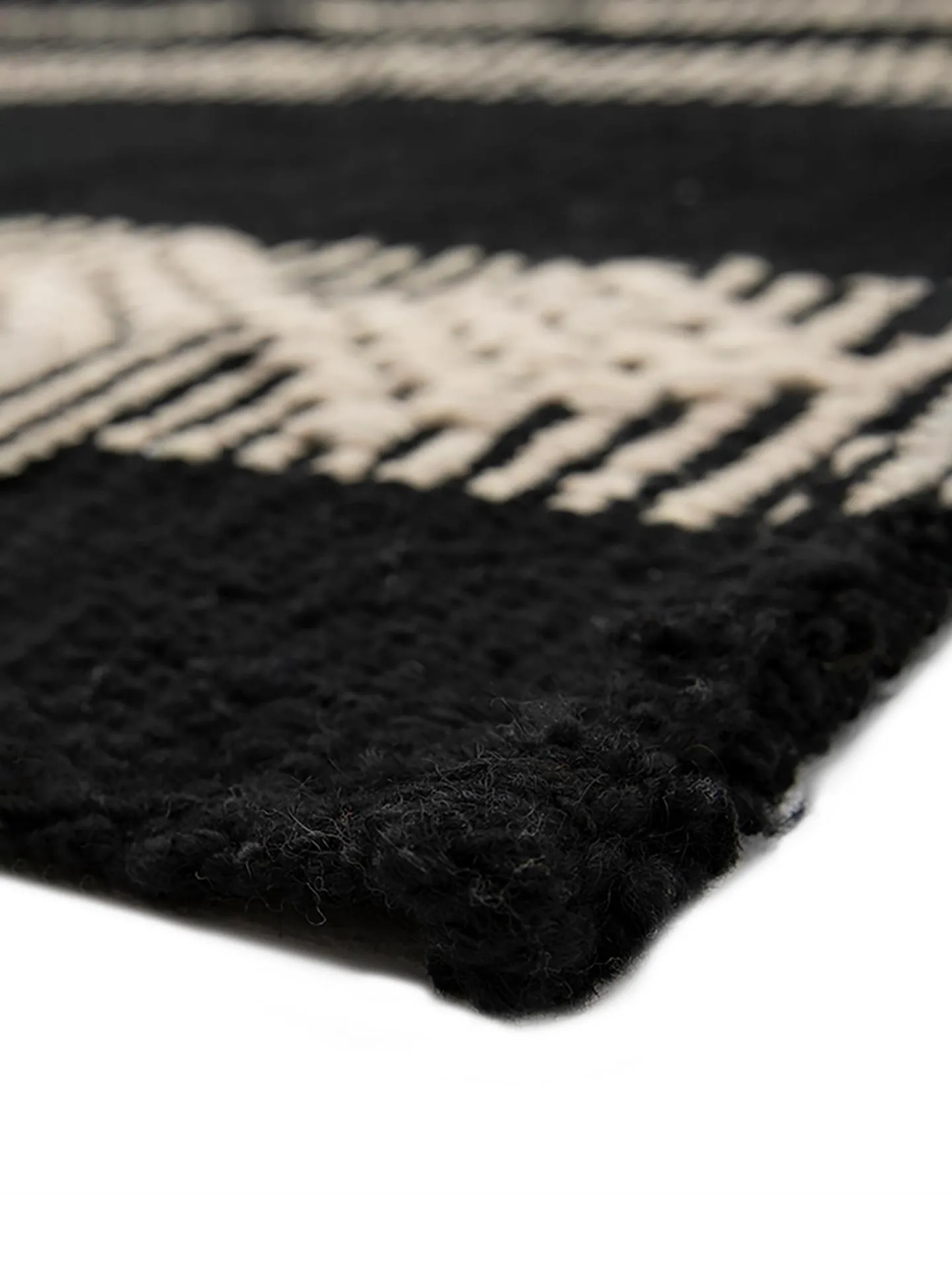 Guardas Pampa Black and Natural – Allwina Store Guardas Pampa Black and Natural – Allwina Store